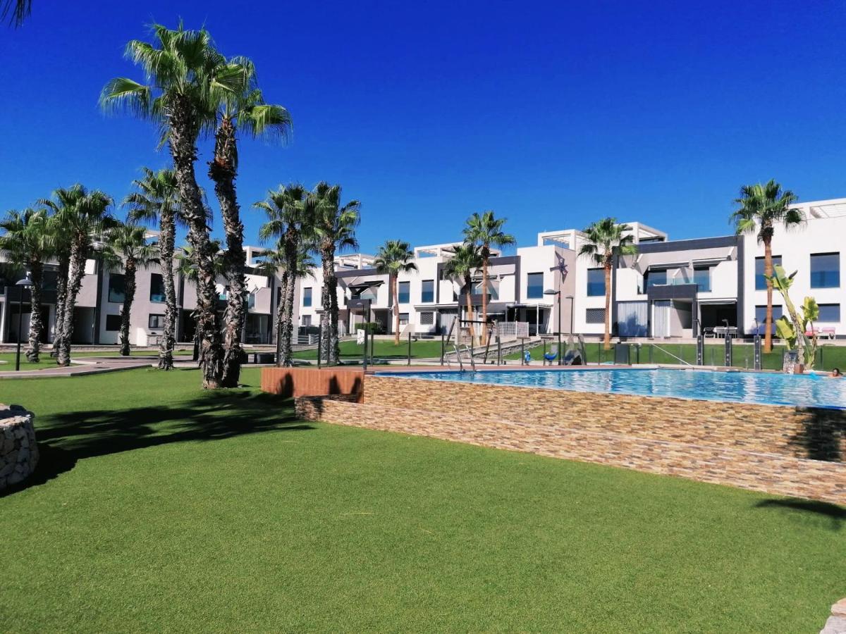 Bright Bungalow Oasis Beach La Zenia Orihuela Bagian luar foto