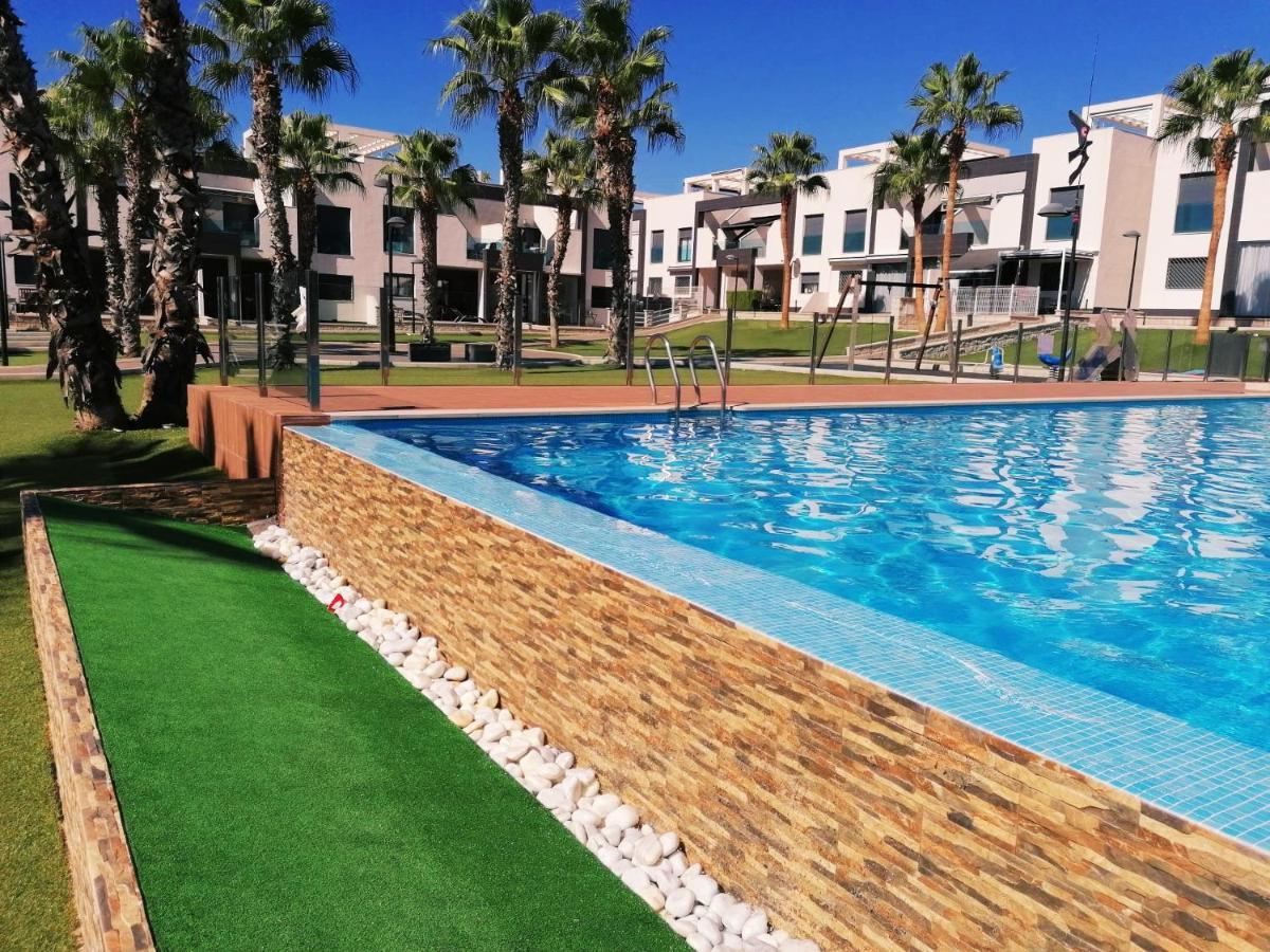 Bright Bungalow Oasis Beach La Zenia Orihuela Bagian luar foto